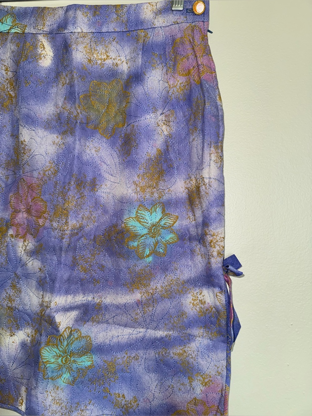 Emanuel Ungaro Lavender, Gold and Pink Floral Tailored Jacket - Picture 9 of 15
